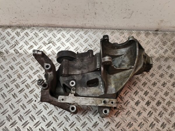 SOPORTE ALTERNADOR 128787