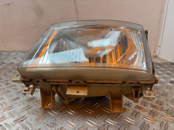 FARO IZQUIERDO 127624