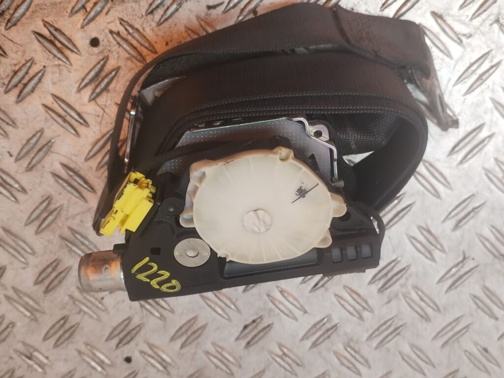 CINTURON SEGURIDAD TRASERO IZQUIERDO 128550