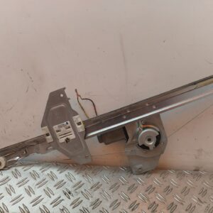 ELEVALUNAS DELANTERO DERECHO 128182