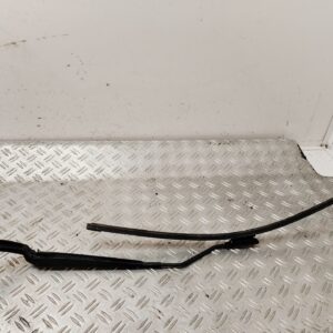 BRAZO LIMPIA DELANTERO IZQUIERDO 126040