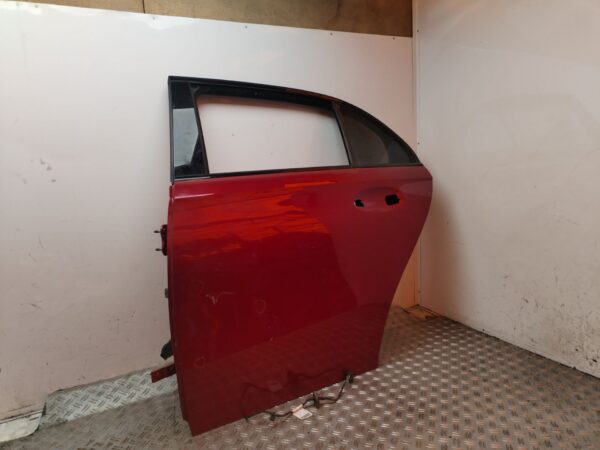 PUERTA TRASERA IZQUIERDA 129130