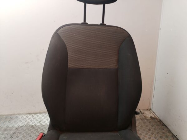 ASIENTO DELANTERO IZQUIERDO 129137