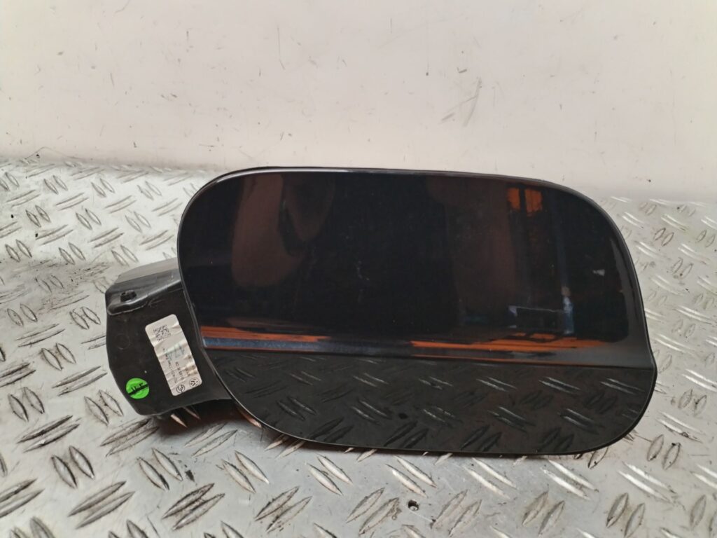 TAPA EXTERIOR COMBUSTIBLE 127146