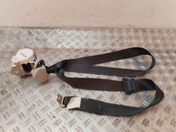 CINTURON SEGURIDAD TRASERO DERECHO 127836