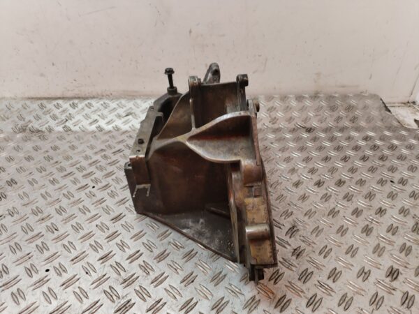 SOPORTE ALTERNADOR 128787