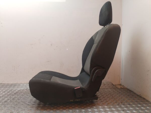 ASIENTO DELANTERO DERECHO 129133