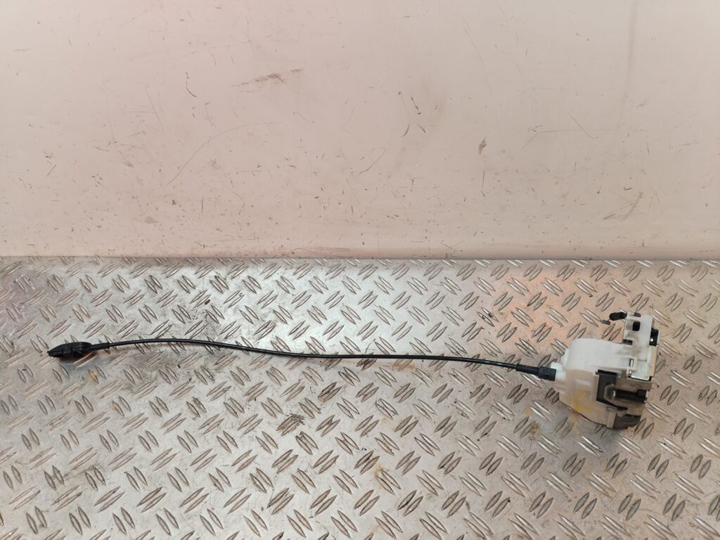 CERRADURA PUERTA DELANTERA IZQUIERDA 128137