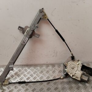 ELEVALUNAS DELANTERO DERECHO 127557