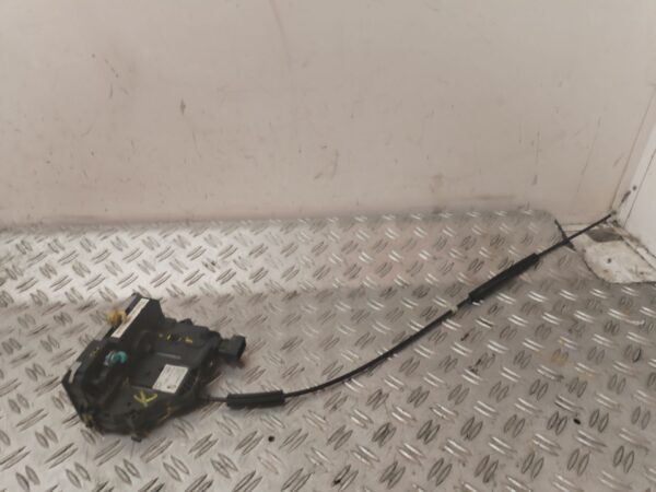 CERRADURA PUERTA DELANTERA DERECHA 128205
