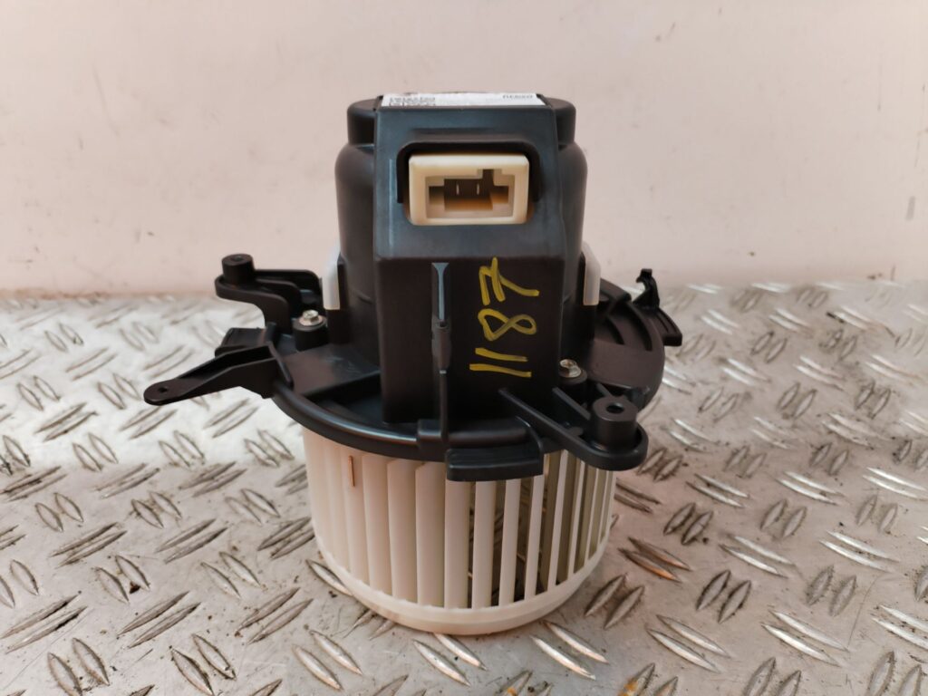 MOTOR CALEFACCION 127402