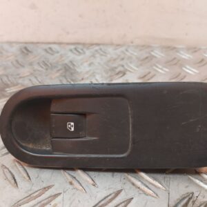 MANDO ELEVALUNAS DELANTERO DERECHO 128123