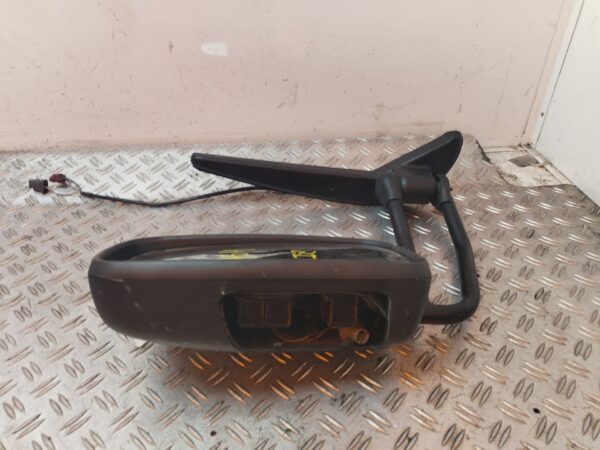 RETROVISOR IZQUIERDO 128251