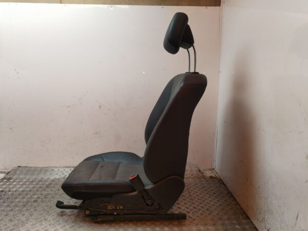 ASIENTO DELANTERO DERECHO 129135