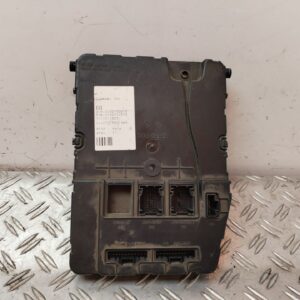 CAJA RELES / FUSIBLES 127560