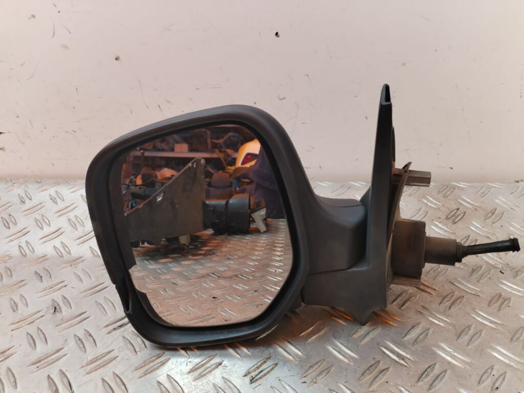 RETROVISOR IZQUIERDO 126769