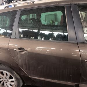 PUERTA TRASERA DERECHA 127453