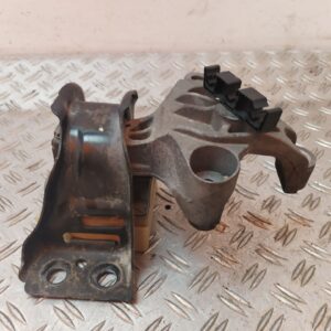 SOPORTE MOTOR 129093