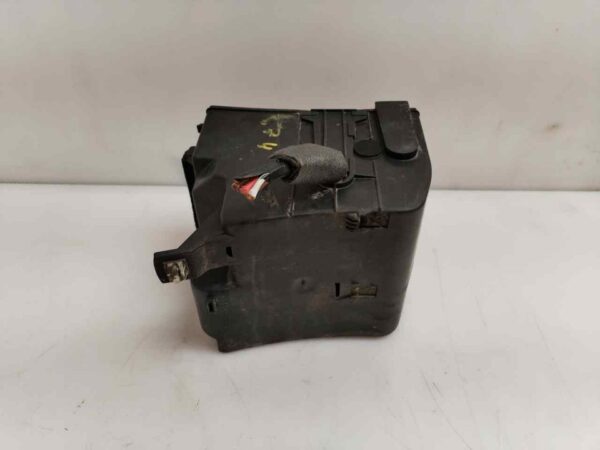 CAJA RELES / FUSIBLES 124301