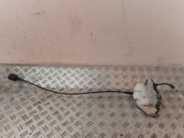 CERRADURA PUERTA DELANTERA DERECHA 128131