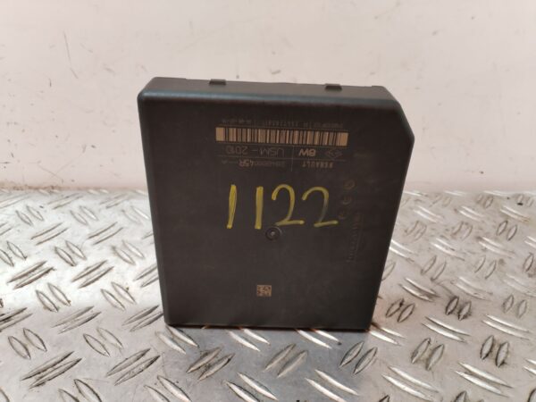 CAJA RELES / FUSIBLES 127216