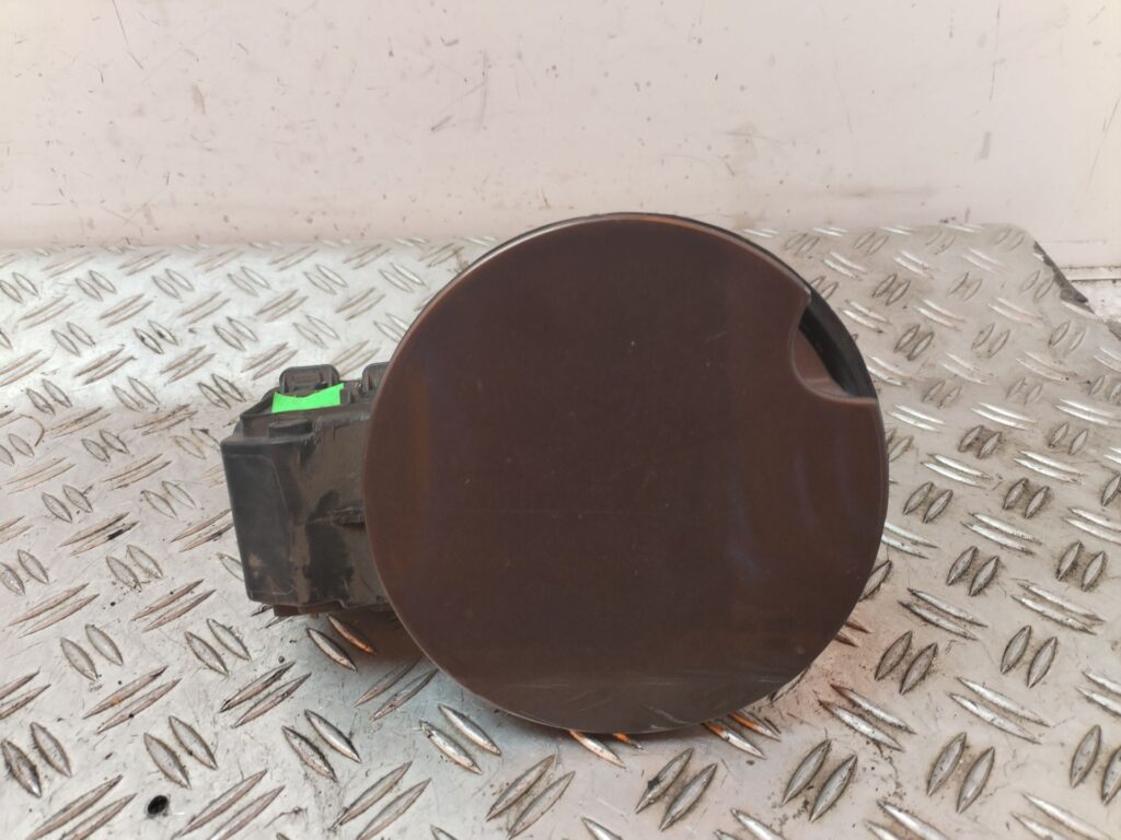 TAPA EXTERIOR COMBUSTIBLE 128782