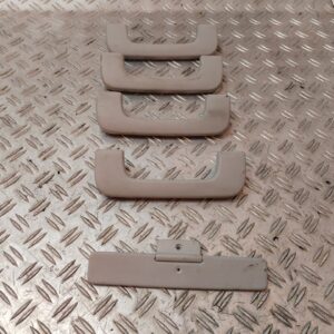 MANETA INTERIOR DELANTERA DERECHA 126727