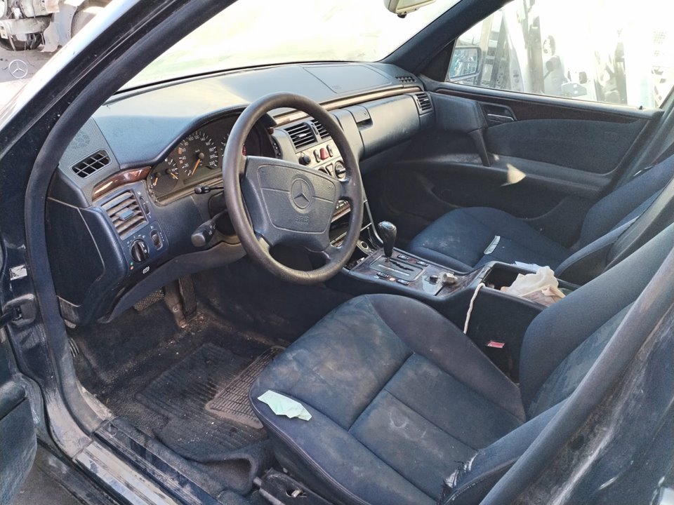 MERCEDES-BENZ CLASE E (BM 210) BERLINA del 1995