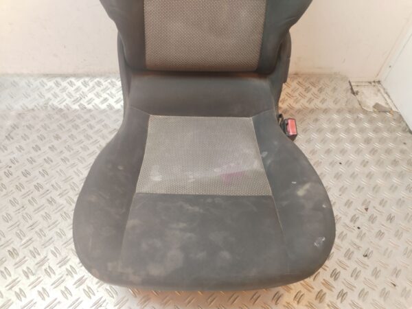 ASIENTO DELANTERO DERECHO 129133
