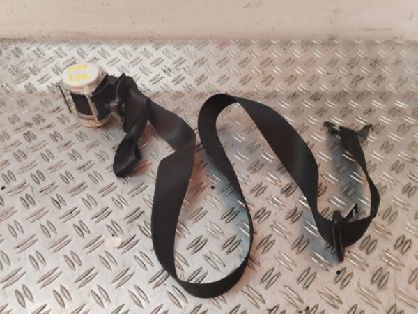 CINTURON SEGURIDAD DELANTERO DERECHO 128228