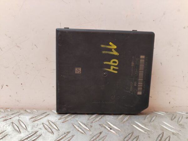 CAJA RELES / FUSIBLES 127507
