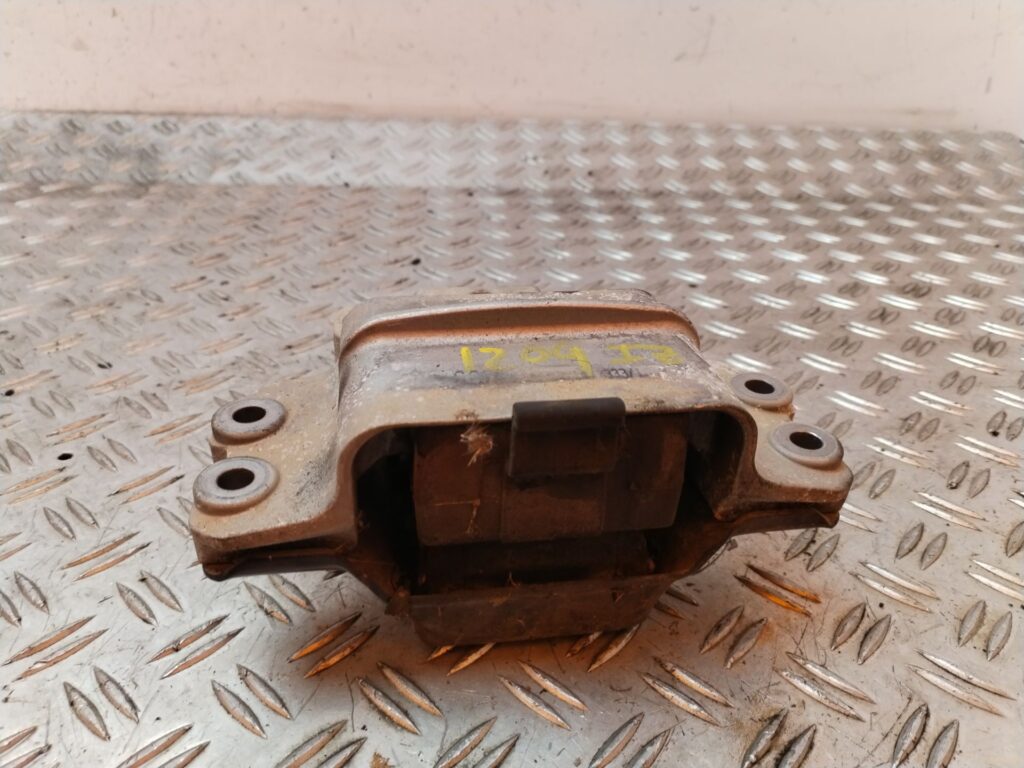 SOPORTE MOTOR 127954