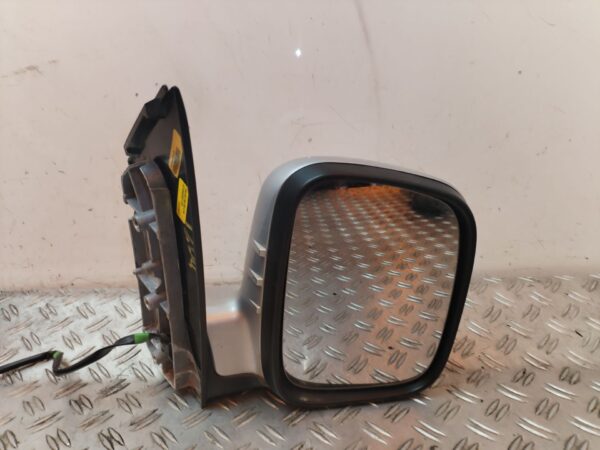 RETROVISOR DERECHO 127840