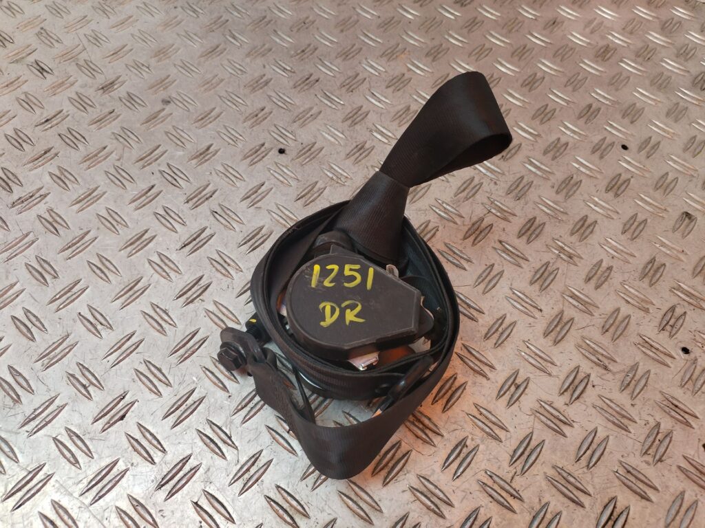 CINTURON SEGURIDAD DELANTERO DERECHO 129098