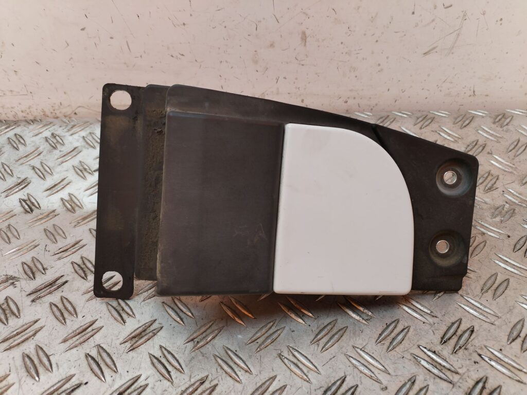 TAPA EXTERIOR COMBUSTIBLE 128674