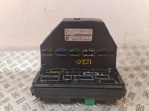 CAJA RELES / FUSIBLES 128412