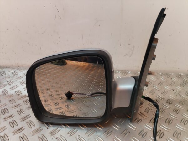 RETROVISOR IZQUIERDO 127841