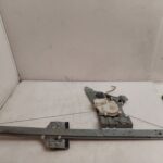 ELEVALUNAS DELANTERO DERECHO 125375