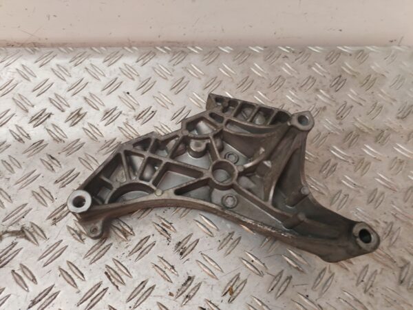 SOPORTE MOTOR DERECHO 127190
