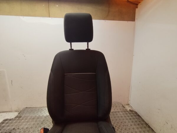 ASIENTO DELANTERO IZQUIERDO 129132