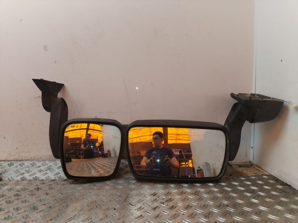 RETROVISOR IZQUIERDO 128591