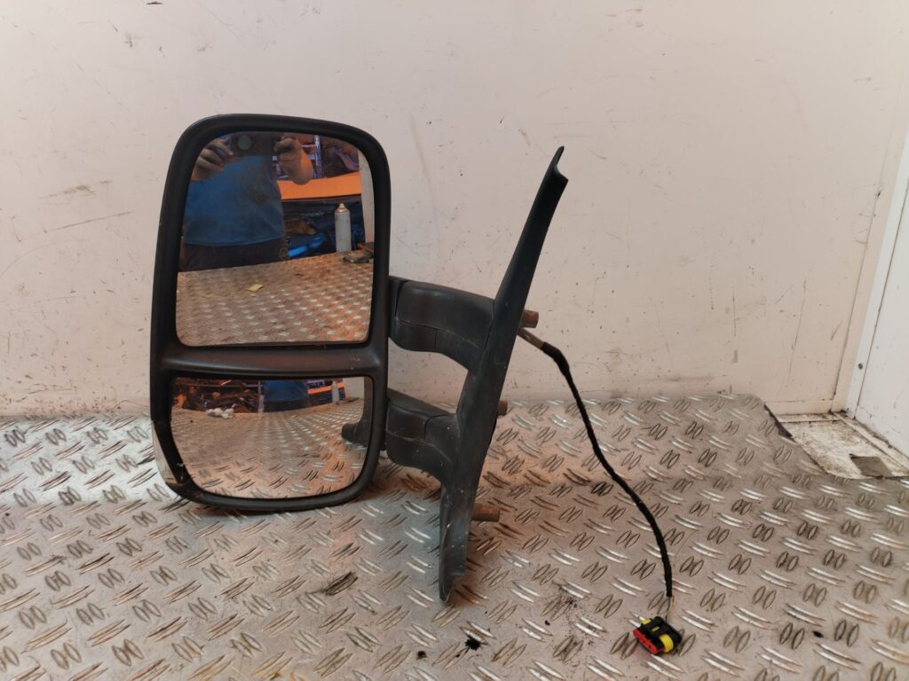 RETROVISOR IZQUIERDO 128878