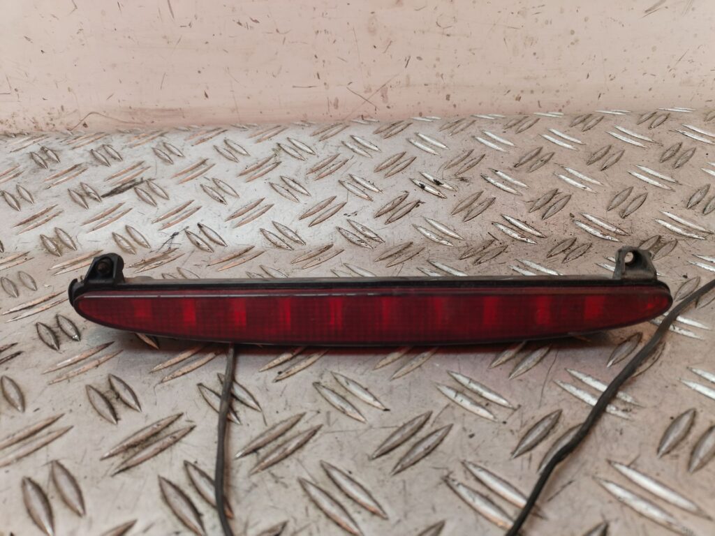 LUZ CENTRAL DE FRENO 128663