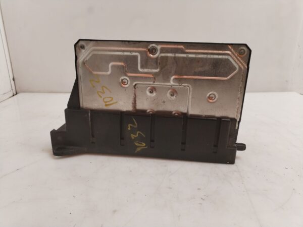 CAJA RELES / FUSIBLES 125364