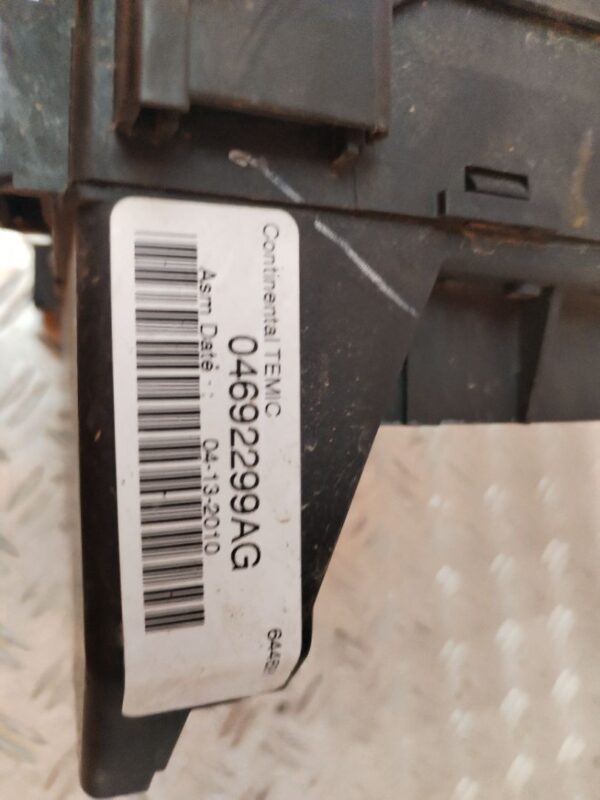 CAJA RELES / FUSIBLES 126764