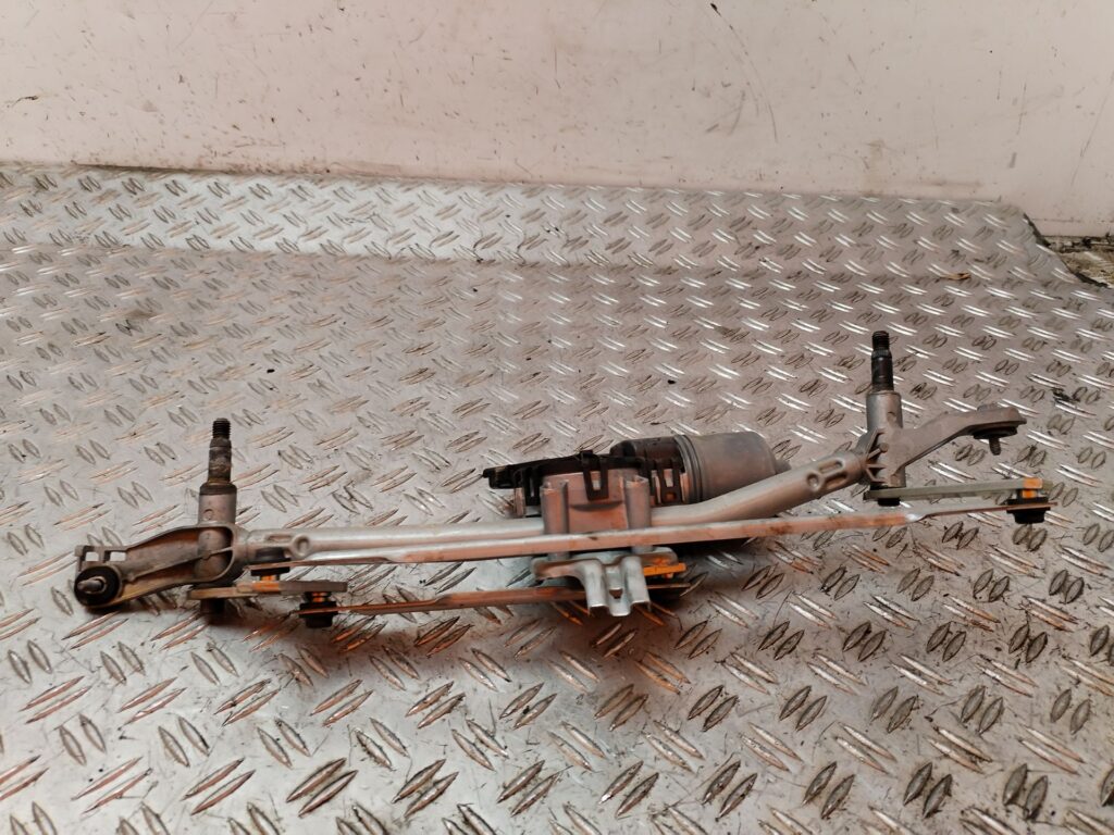 MOTOR LIMPIA DELANTERO 130201