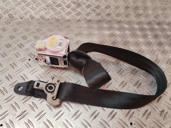 CINTURON SEGURIDAD TRASERO DERECHO 130335