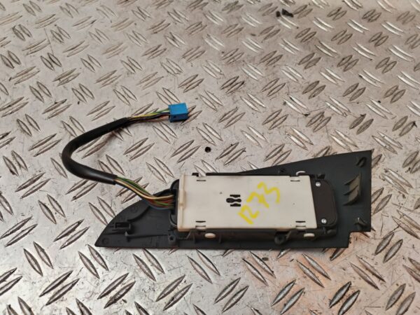 MANDO ELEVALUNAS DELANTERO IZQUIERDO 129594