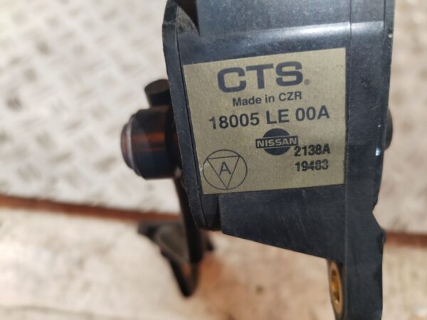 PEDAL ACELERADOR 129305