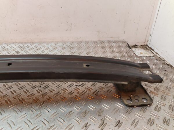 REFUERZO PARAGOLPES DELANTERO 130555